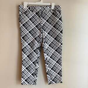 New York & Company 7th Avenue Design Studio the Audrey Pant- high waist- Size 8